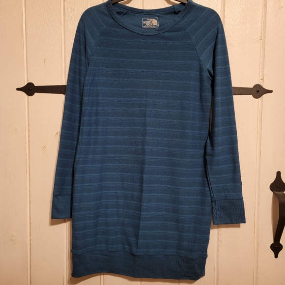 The North Face Dresses & Skirts - The North Face Teal Long Sleeve Sport Dress Striped Size Large